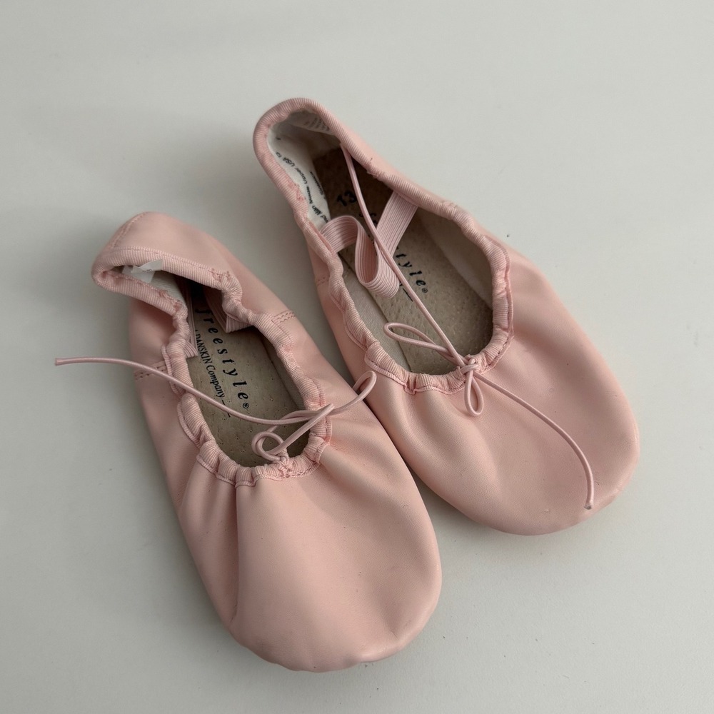Freestyle by Danskin Kids Pink Ballet Slippers Dance Shoes Size 13